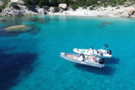 Boat Tour Full Day La Maddalena, Caprera, Spargi, Budelli