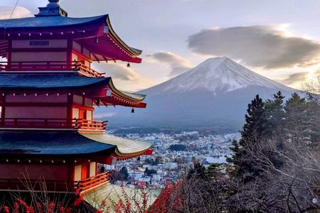 Mt Fuji and Kawaguchiko Private Tour
