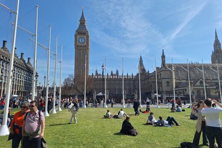 2h Thames Riverside Walk: Big Ben, South Bank & Borough Market