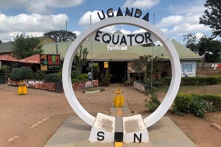 Uganda Equator Line Tour: Experience Both Hemispheres