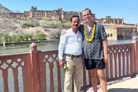 From Agra: Same Day Jaipur Guided Tour by Car – All Inclusive