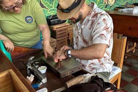 Between Volcanoes Tours; Granada-Masaya.