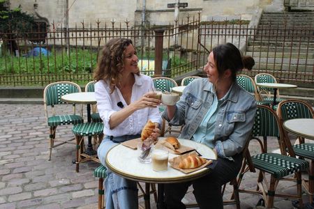 Vegan French Food and Historical Walking Tour in Bordeaux