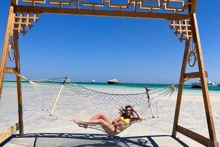 Orange Bay Island Exclusive Snorkeling Trip with Lunch – Hurghada