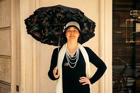 The Secrets of Coco Chanel : Unraveling the Fashion Icon