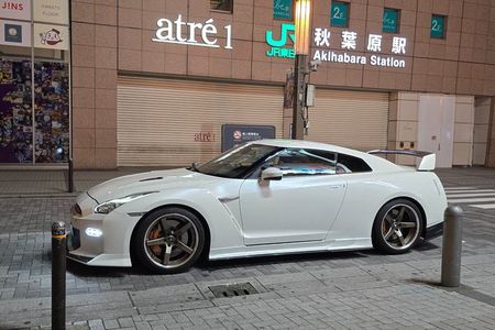 Daikoku Tokyo Tower: REAL JDM Street Culture Tour in R-35