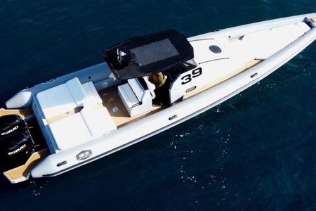 Private Luxury Cruise: Kleftiko -Sarakiniko -Sykia cave