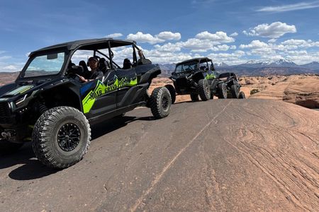 YOU-DRIVE UTV Hell's Revenge 4x4 Off Roading Tour from Moab