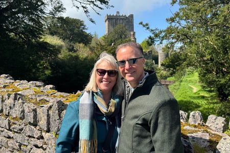 Luxury Sedan Tour Blarney Kinsale Cobh Up to 3 Guests