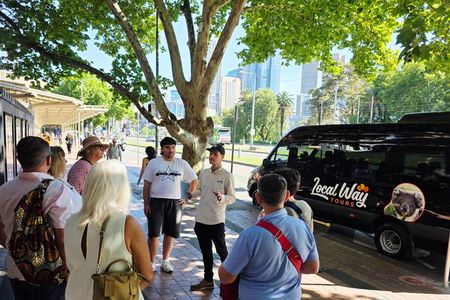 A Taste of Melbourne: Laneways, Boroughs, Bites and Brews Tour