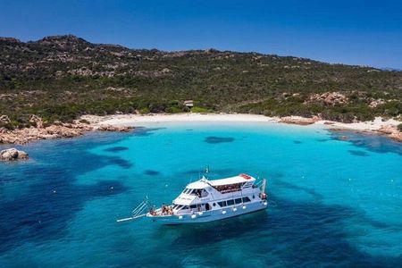archipelago of La Maddalena by motorboat from S Teresa G