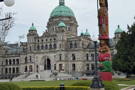 Victoria Highlights Private Pedicab Tour