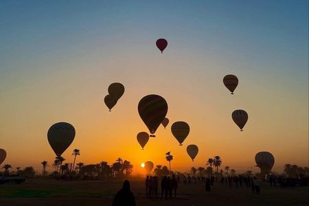 Luxor Luxury Sunrise Hot Air Balloon Ride with Hotel Pickup