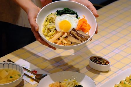 Gyeongju: Bibimbap & Gimbap - Korean Cooking Class