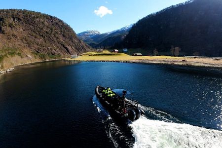 Bergen: Mostraumen Fjord Safari - by Premium RIB Boat