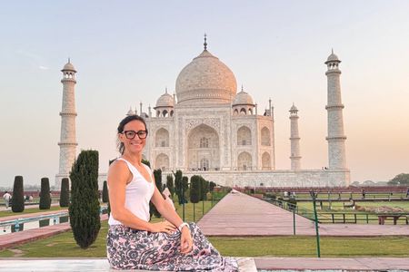 Taj Mahal Sunrise Tour