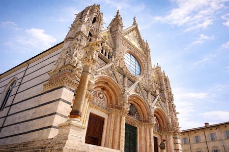 Pisa, San Gimignano & Chianti Day Trip with Lunch & Wine Tasting