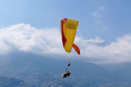 90-Min Daily Sapa Paragliding Tour – Hotel Transfer Included