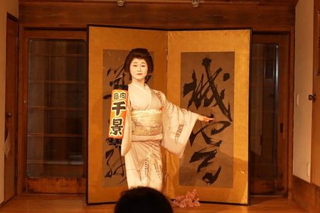 One Hour Geisha Show in Asakusa Tokyo