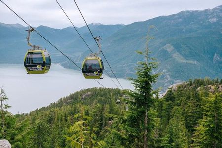 Vancouver: Half-Day Sea to Sky Gondola & Squamish Tour + Luggage