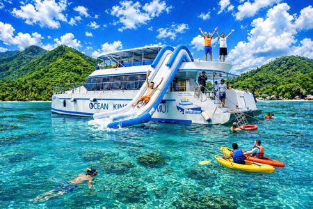 Pig Island Sightseeing, Snorkerling by Catamaran from Koh Samui