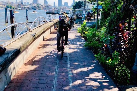 Bangkok City Bike Tour - Hotel-pickup & Lunch