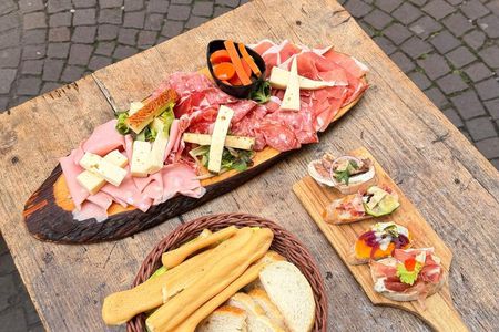 Near Vatican Food Tour with Wine, Gelato, and Limoncello