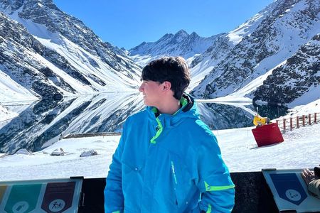 Adventure in Portillo: Laguna del Inca and Mountain Picnic