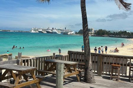 Taste of Nassau: Beachside Food and Drinks Pickup and Drop off