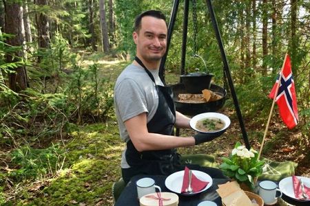 Oslo's Norwegian Food Tour: Local Chef & Forest Feast