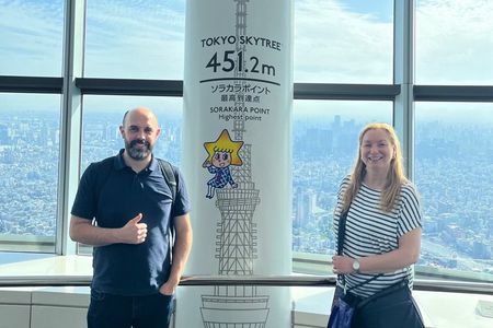 Tokyo: Private Tokyo Skytree Tour with Entry Ticket