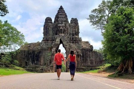 Day trip Phnom Penh to Siem Reap & Return back