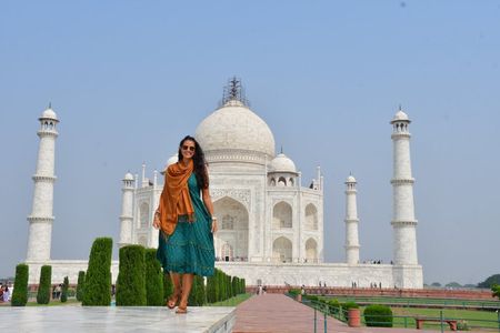 From Delhi : Taj Mahal and Agra Tour by Gatimaan Express Train