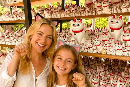 Tokyo: Gotokuji Lucky Cat Temple and Local Shopping Street Walk