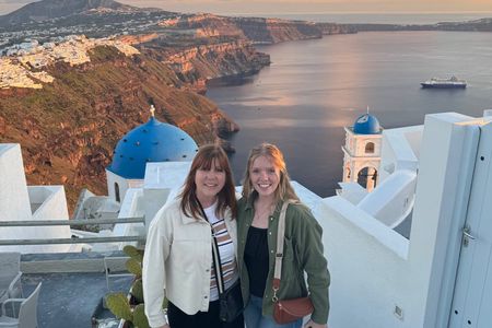 Santorini Private Shore Excursion – Beaches & Highlights