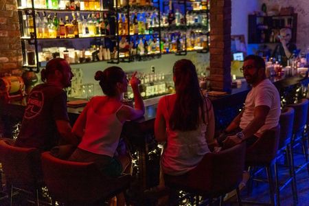 Da Nang Secret Cocktail Experience through Hidden Bars