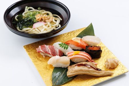 Sushi Making Experience Luxury Course in Kyoto
