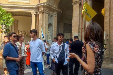 Vatican & Sistine Chapel: Small Group Tour, Early Entrance Option