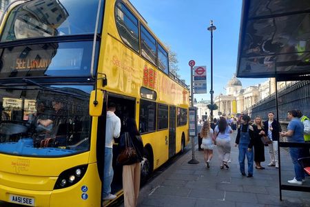 Panoramic London: 2hr Open-Top Bus Tour of London with Live Guide