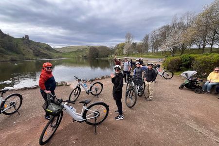 'A wee pedal's' E-bike tour of Arthur's Seat and beyond