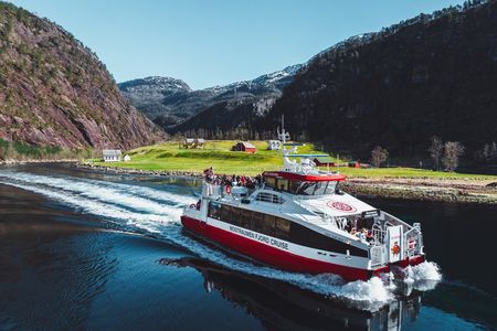 Mostraumen Fjord Cruise – Operated & Guided by Locals