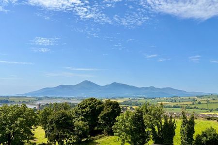 Magical Mourne Mountains Private Luxury Tour