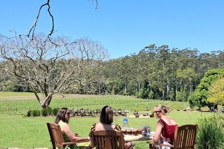 Boutique Wine & Craft Beer Tour – Port Macquarie
