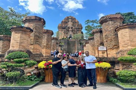 Cam Ranh Port: Shore Excursion Private Nha Trang City Tour