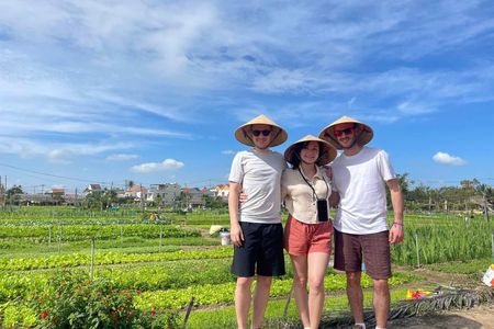 Hoi An Eco Cycling Tour with Basket Boat and Local Food