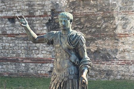 Money and Power in the City Sightseeing Tour