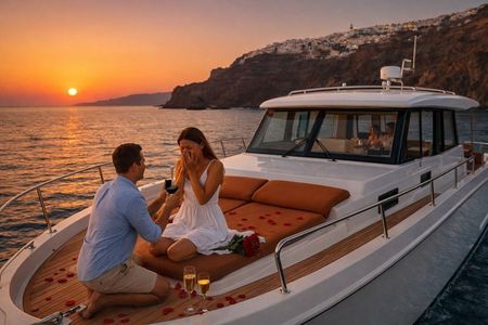 Motor Yacht (2026)Luxury Private Cruise Around Santorini