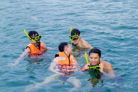 Snorkeling 4 Islands Tour by Speedboat From Krabi