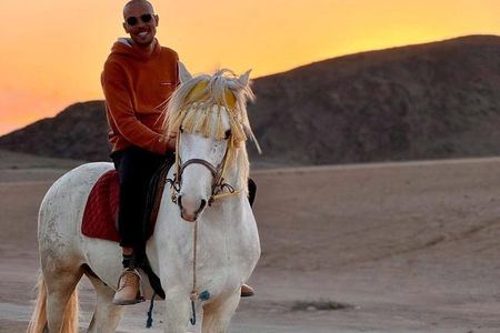 Marrakech Private Horse Riding in Agafay Desert &Dinner Show