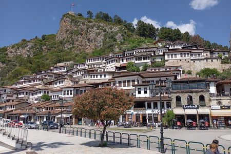 From Tirana: Berat Exploring Tour, Belshi Lake & Agrotourism